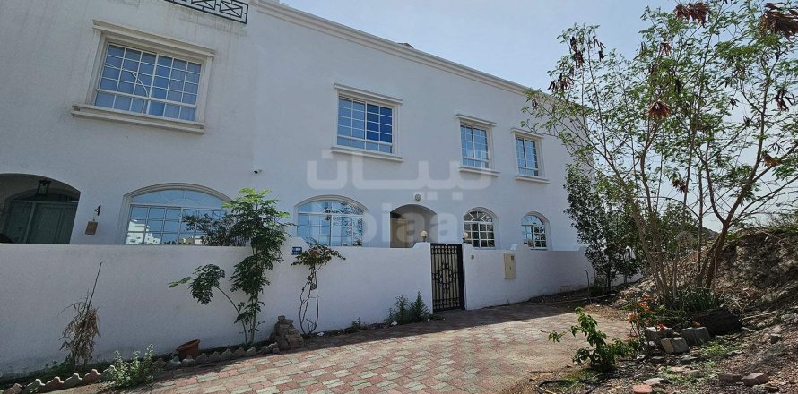 4 غرف نوم Twin Villa في العامرات, عُمان رقم 53617