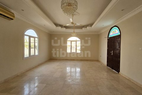 Villa de 5 chambres à As Sib, Oman No. 53618 6