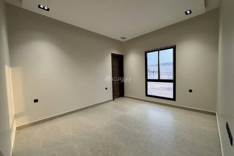 Villa de 5 chambres à Riyadh, Saudi Arabia No. 60712 28