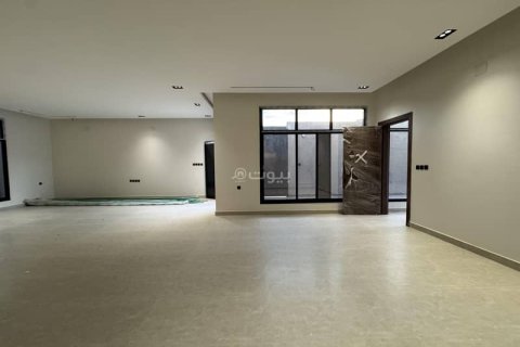 Villa de 5 chambres à Riyadh, Saudi Arabia No. 60712 5