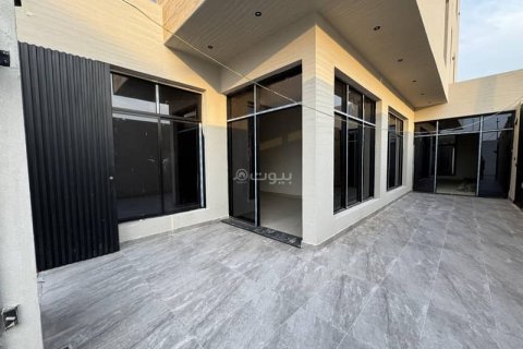 Villa de 5 chambres à Riyadh, Saudi Arabia No. 60712 12