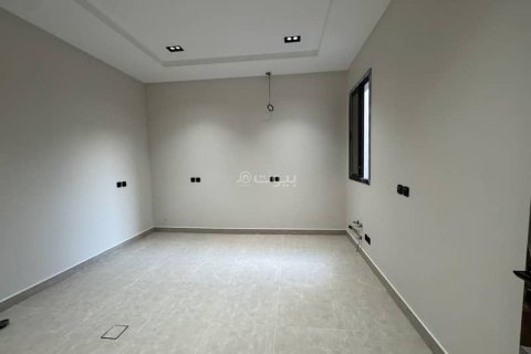 Villa de 5 chambres à Riyadh, Saudi Arabia No. 60712 7