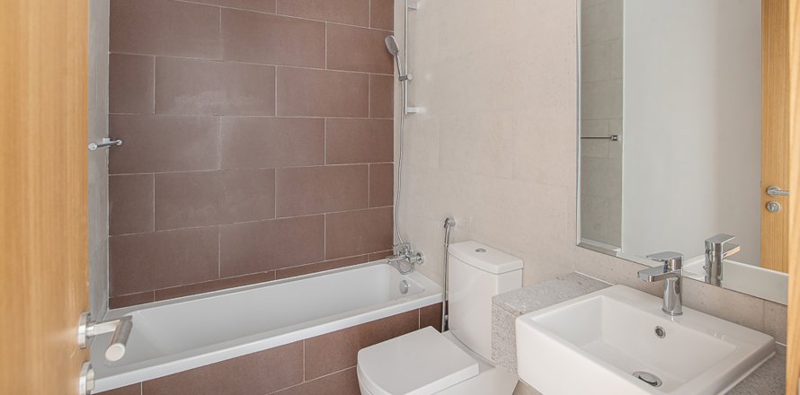 Apartment de 2 dormitorios en MUDON VIEWS Mudon, UAE No. 95232