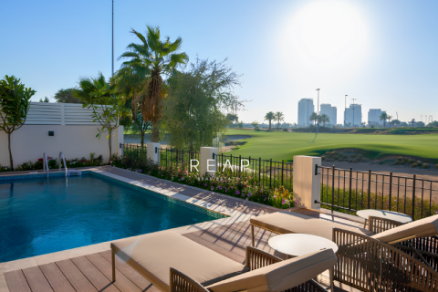 Villa de 5 chambres à Flora, UAE No. 28929 16