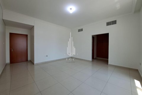 Appartement de 4 chambres à Tourist Club Area, UAE No. 44966 6