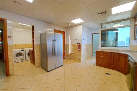 Appartement de 4 chambres à Tourist Club Area, UAE No. 44966 21