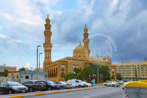 Appartement de 3 chambres à Electra Street, UAE No. 13403 21