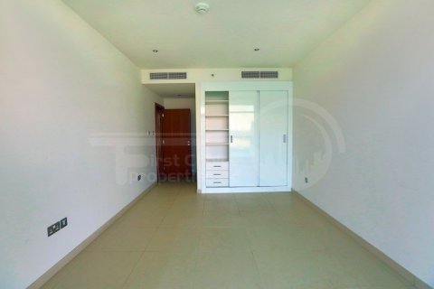 Apartment de 2 dormitorios en Al Raha Beach, UAE No. 13426 13