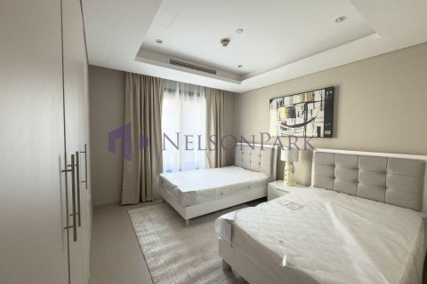 4 bedrooms Duplex in Doha, Qatar No. 56978 8