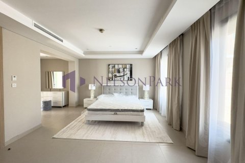 4 bedrooms Duplex in Doha, Qatar No. 56978 6