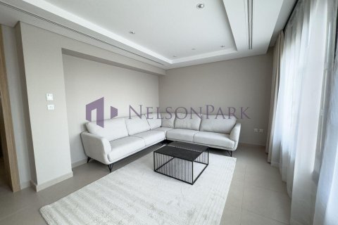 4 bedrooms Duplex in Doha, Qatar No. 56978 3