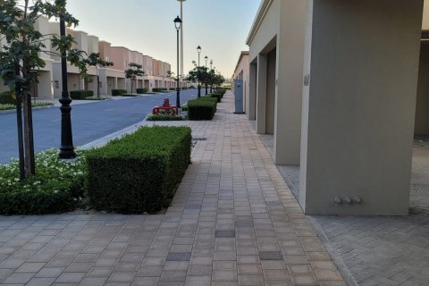 Townhouse de 4 chambres à Villanova, UAE No. 1077 11
