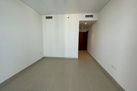 Квартира с 3 спальнями в 5242, ОАЭ №1079 15