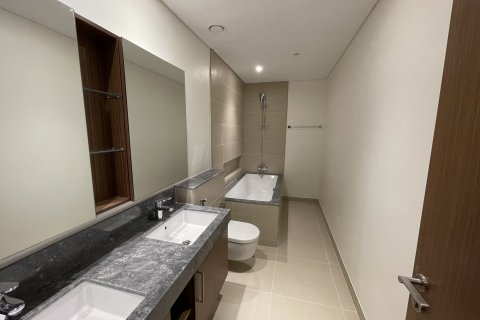 Квартира с 3 спальнями в 5242, ОАЭ №1079 10