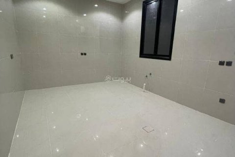 6 bedrooms Apartment in Riyadh, Saudi Arabia No. 61750 17