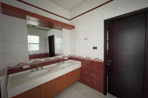 Villa de 5 chambres à Muscat, Oman No. 105030 13