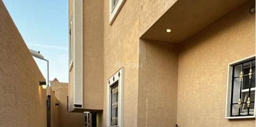 6 bedrooms Villa in Riyadh, Saudi Arabia No. 98688
