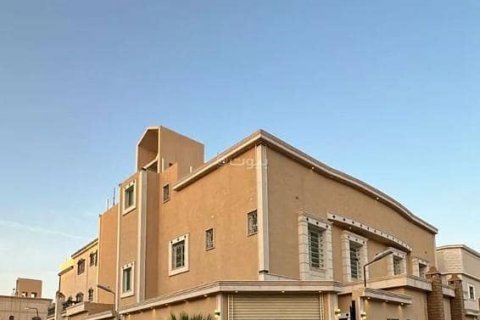 6 bedrooms Villa in Riyadh, Saudi Arabia No. 98688 4