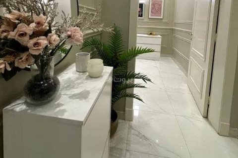 4 bedrooms Apartment in Riyadh, Saudi Arabia No. 98686