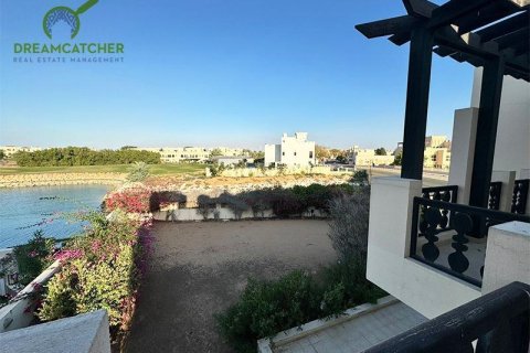 Вилла с 4 спальнями в Al Hamra Village, ОАЭ №20247 15