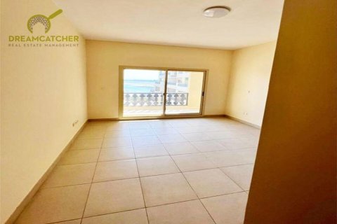 Apartment de 3 dormitorios en Al Hamra Village, UAE No. 20246 14