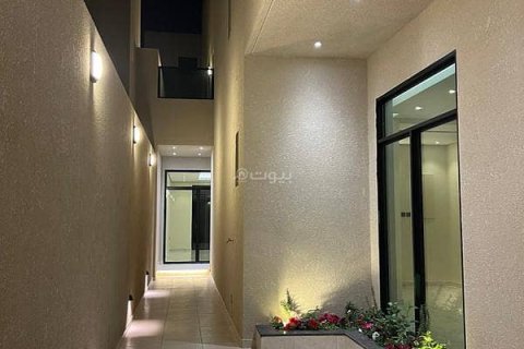 Villa de 6 chambres à Riyadh, Saudi Arabia No. 59961 4