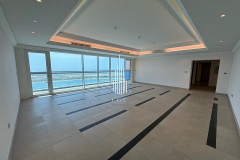 5 bedrooms Apartment in Corniche Road, UAE No. 22637 5