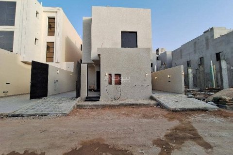 Appartement de 4 chambres à Riyadh, Saudi Arabia No. 67507 3