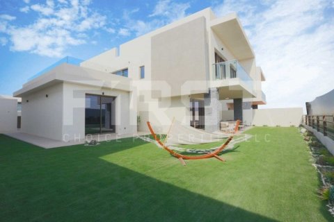4 bedrooms Villa on the Yas Acres, UAE No. 12879