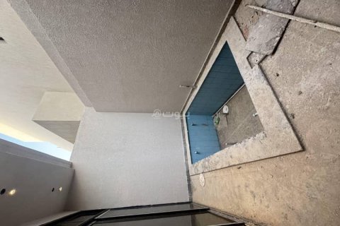 Villa de 5 dormitorios en Riyadh, Saudi Arabia No. 61594 10