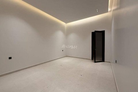 3 bedrooms Apartment in Riyadh, Saudi Arabia No. 61588 9