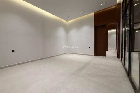 3 bedrooms Apartment in Riyadh, Saudi Arabia No. 61588 4
